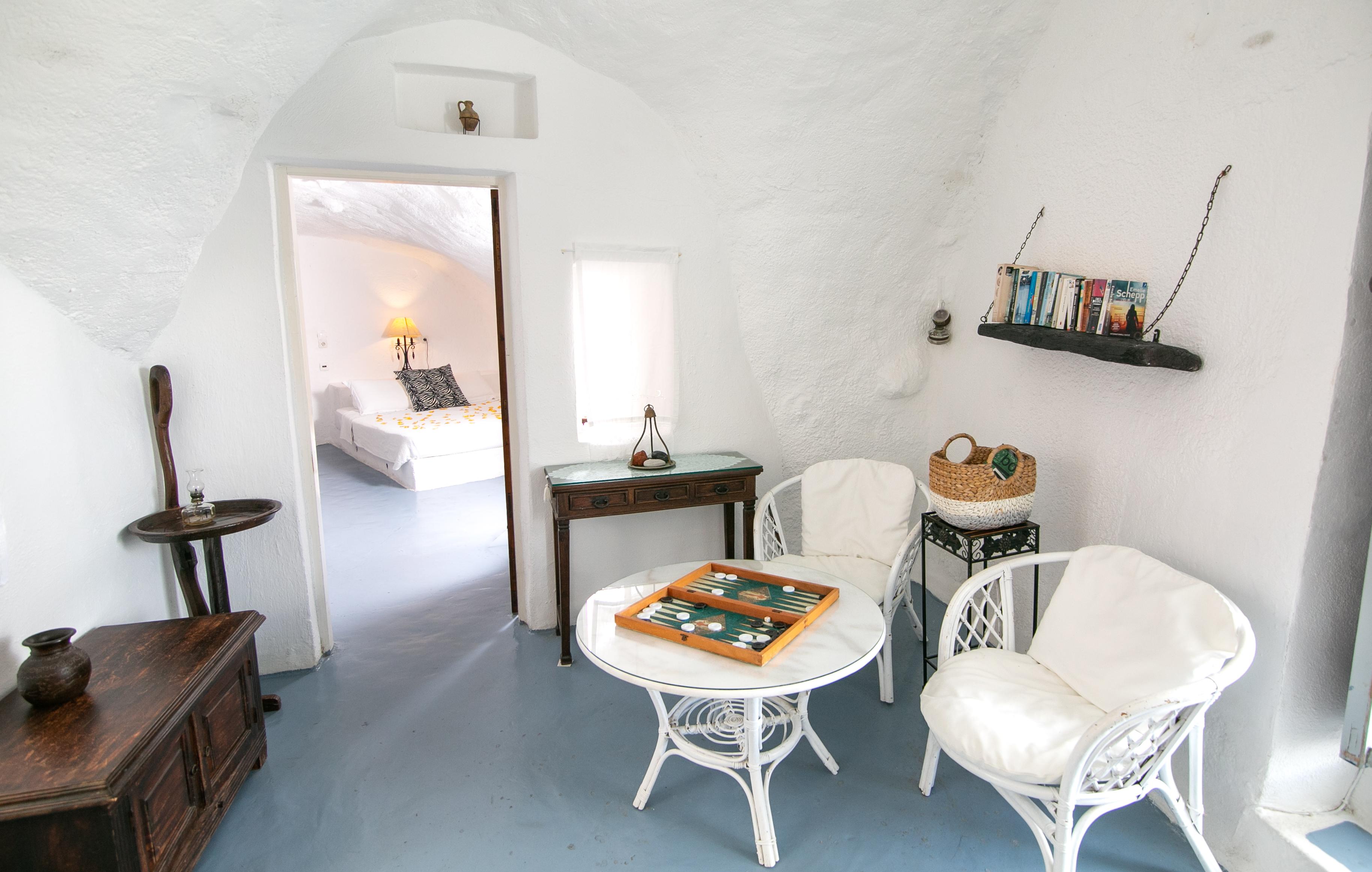 Alexander's Aparthotel Oia (Santorini)