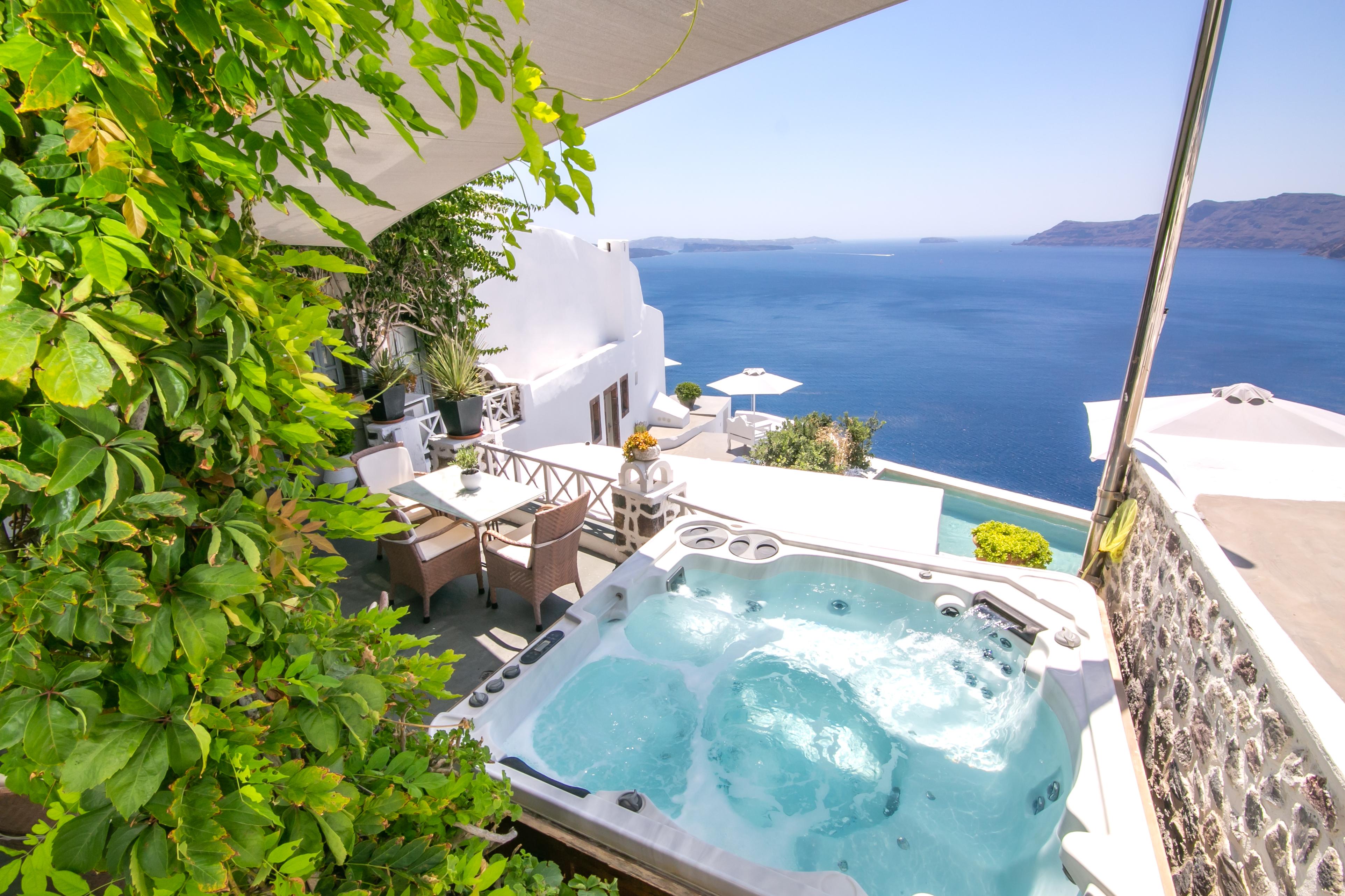 Alexander's 4* Oia (Santorini)